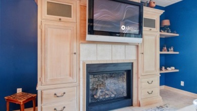 Lakefront Luxury Home on Bull Shoals Lake - photo 10