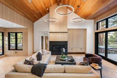 Construction Completed! Fully Furnished. Introducing Par 5 - - photo 5