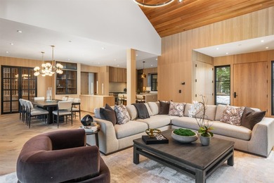 Construction Completed! Fully Furnished. Introducing Par 5 - - photo 8