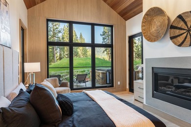 Construction Completed! Fully Furnished. Introducing Par 5 - - photo 10