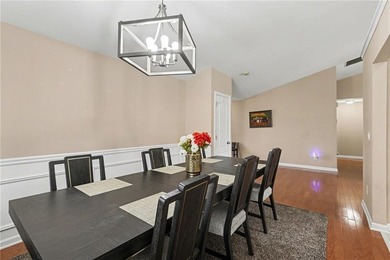 Welcome to Mirror Lake, where resort-style living meets everyday - photo 13