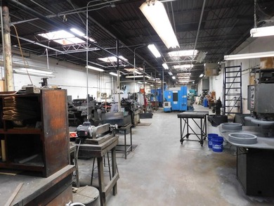 First time on the market this Commercial Job Shop with CNC Mills - photo 13