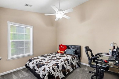 Welcome to Mirror Lake, where resort-style living meets everyday - photo 20