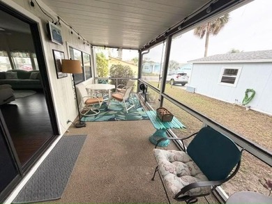 Centrally located, this bright & sunny 2BD/2BA home offers an - photo 21