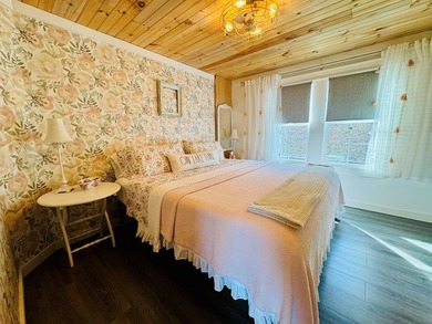 CHARMING LAKE CABIN OFFERING YEAR-ROUND ENJOYMENT & BEAUTIFUL - photo 22