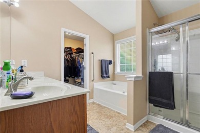 Welcome to Mirror Lake, where resort-style living meets everyday - photo 23