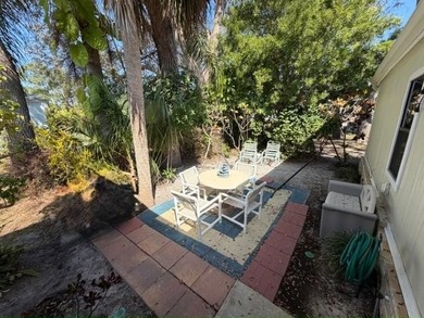 Centrally located, this bright & sunny 2BD/2BA home offers an - photo 23