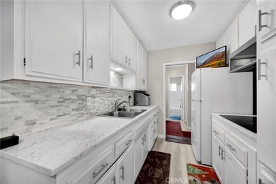 Welcome to this charming top floor 1 bedroom, 1 bath own your - photo 6