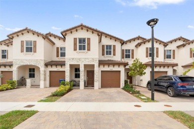 Lake Townhome/Townhouse For Sale in Miami, Florida