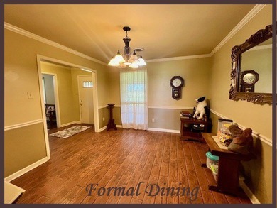 NEW PRICE IMPROVEMENT! Looking for a spacious single-level home - photo 8