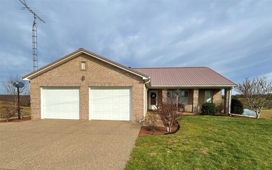 (private lake, pond, creek) Home For Sale in Summersville Kentucky