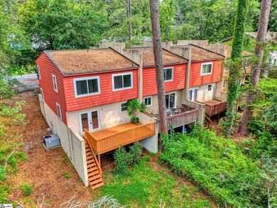 Welcome to 216 Charleston Avenue, an updated end-unit townhome - photo 21