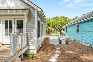 AMAZING Bungalow in the Beaufort Historic District / Northwest - photo 21