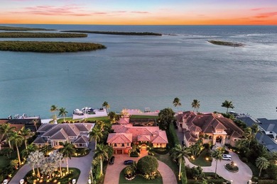 Spectacular residence located in Marco Island's most prestigious - photo 1