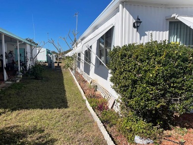 Step into this spacious and inviting 2-bedroom, 2-bath home - photo 4
