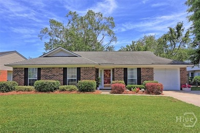 Tucked away on desirable Whitemarsh Island, this well-maintained - photo 36