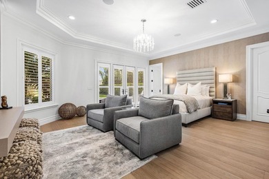 Beyond the gates of a private motor court, this six-bedroom golf - photo 36