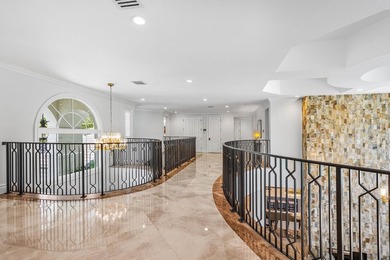 Beyond the gates of a private motor court, this six-bedroom golf - photo 43