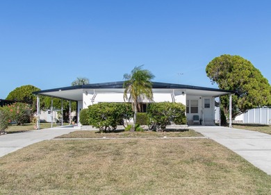 Lake Tarpon Home Sale Pending in Palm Harbor Florida