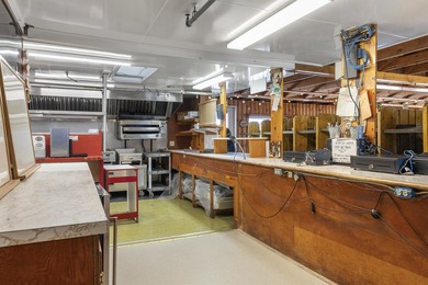 After 30+ years Shaw's Wharf and Lobster is For Sale. This - photo 14