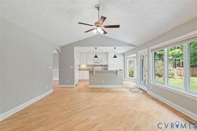Don't miss this beautifully maintained home in Lake Monticello! - photo 18