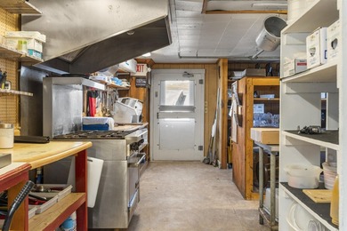 After 30+ years Shaw's Wharf and Lobster is For Sale. This - photo 18