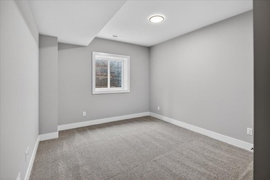 Moving-in ready! Brand New stunning Alterra Design Homes - photo 36