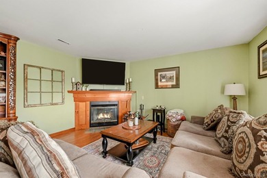 Welcome to easy living in one of Orange County's most - photo 12