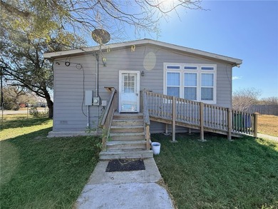 Charming 3-bedroom, 2-bath modular home on nearly a half-acre in - photo 14