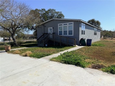 Charming 3-bedroom, 2-bath modular home on nearly a half-acre in - photo 15