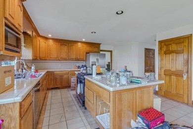 Stunning brick home built on 2 waterfront lots, in a premier - photo 24