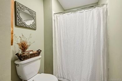 Welcome to easy living in one of Orange County's most - photo 25