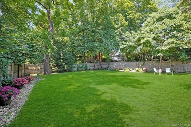 Welcome to 11 Margaret Lane a beautifully maintained high ranch - photo 27