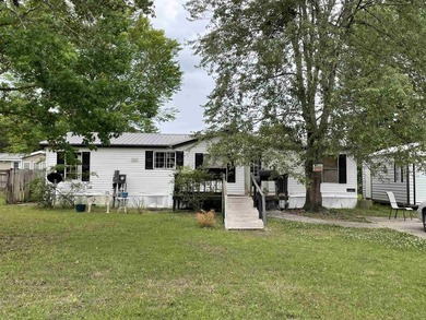 A Fixer Upper with lots of Potiential!! An ideal situation for - photo 28