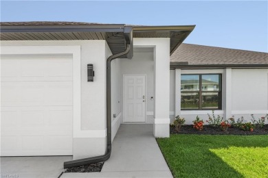 Cape Coral Lakes Area Home For Sale in Cape Coral Florida