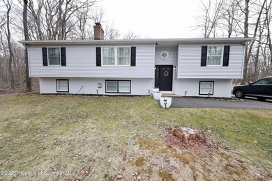 (private lake, pond, coastal) Home For Sale in Long Pond Pennsylvania