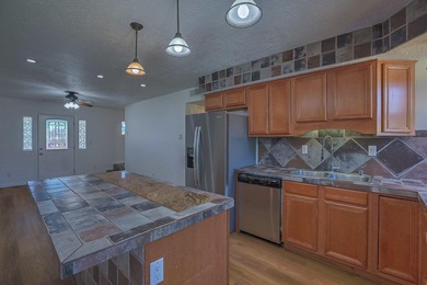 BACK ON THE MARKET! Their loss is your grain! Seller offering