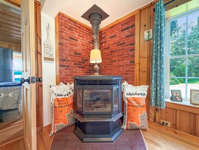 Tucked away at the end of a long private driveway, 3107 Caribou - photo 15