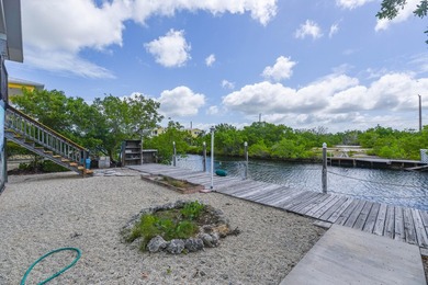 Excellent Investment Opportunity! Classic waterfront home in - photo 21