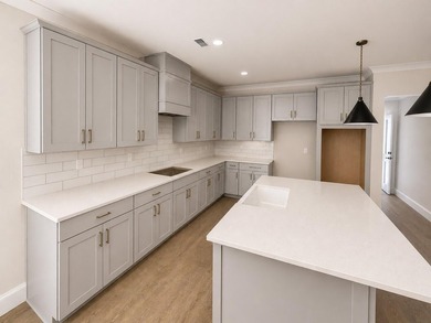 Exceptional luxury living awaits in lovely Crown Harbor! - photo 32