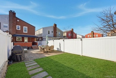 Newest listing Welcome to 750 Swinton Avenue, located in one of - photo 3