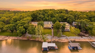 Positioned in Woodard Hollow with an impressive 200 feet of - photo 4