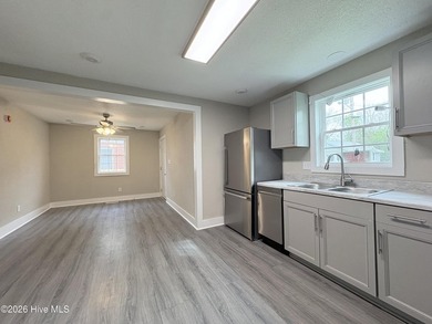 COME AND SEE THIS FULLY renovated 3 bedroom, 1 bathroom home - photo 11