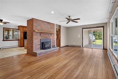 It's rare to find a home that offers this much versatility - photo 15
