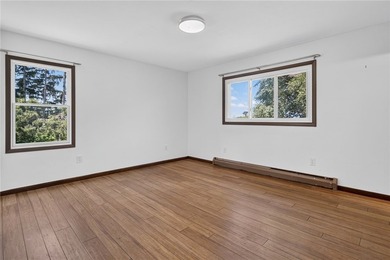 It's rare to find a home that offers this much versatility - photo 20
