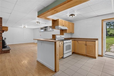 It's rare to find a home that offers this much versatility - photo 22