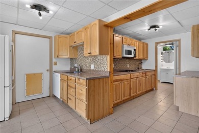 It's rare to find a home that offers this much versatility - photo 24