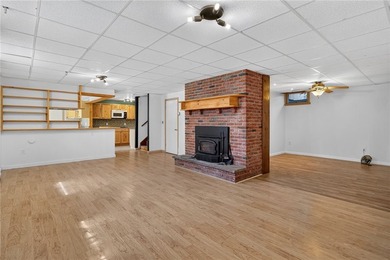 It's rare to find a home that offers this much versatility - photo 26