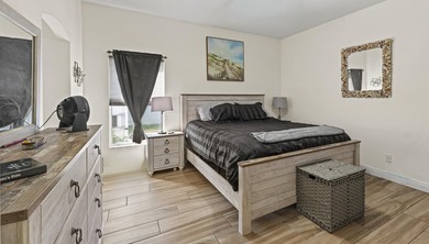 Your Florida Home Awaits! This beautiful concrete block - photo 31