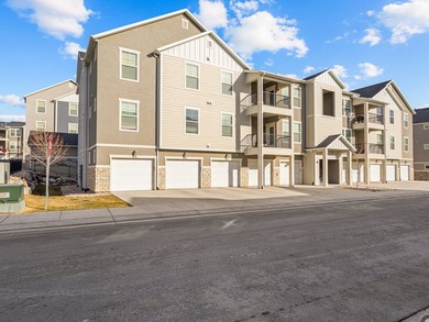 Welcome to the highly sought after Quailhill Community in - photo 31